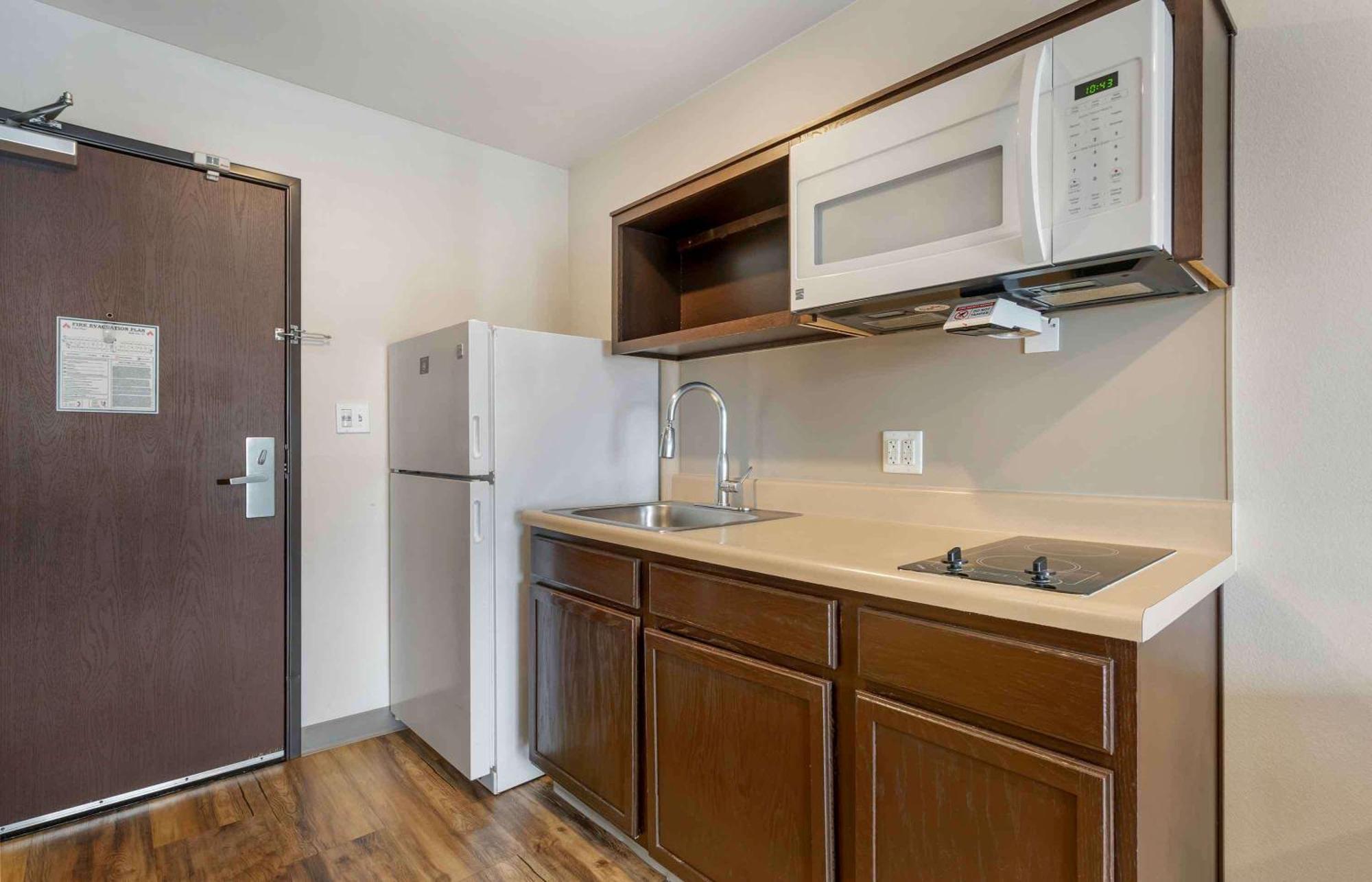 Extended Stay America Select Suites - Orlando - Airport Екстер'єр фото