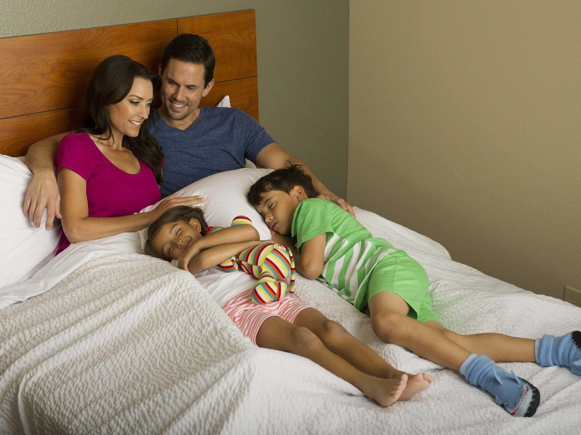 Extended Stay America Select Suites - Orlando - Airport Екстер'єр фото